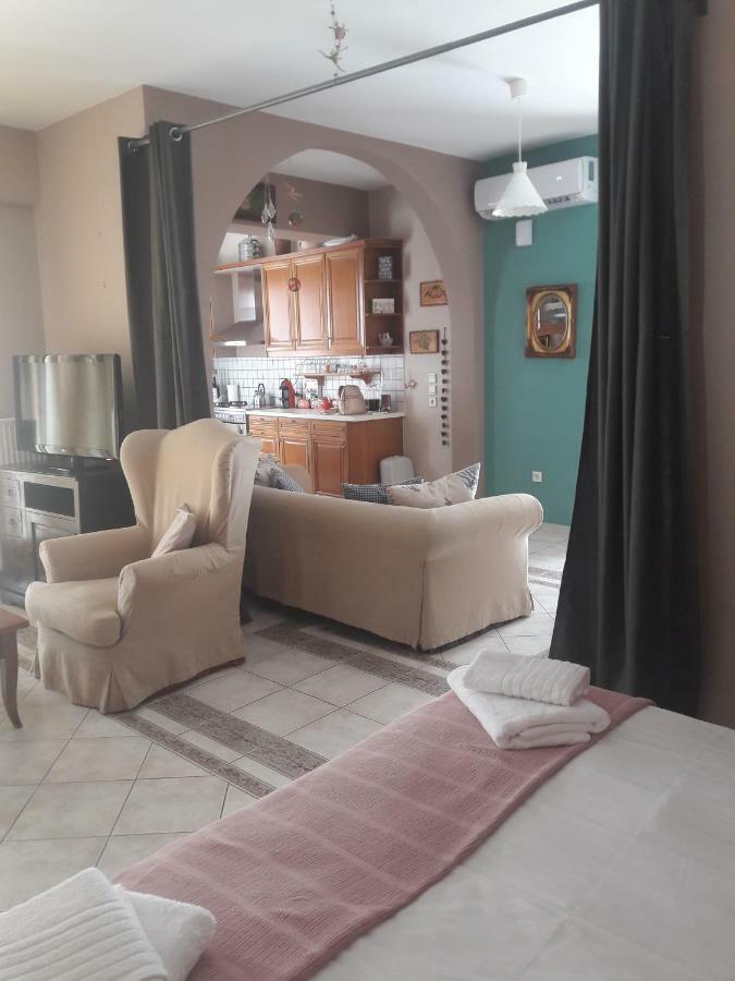 Apartament 4Epoxes Wyspa Wyspa Tinos Zewnętrze zdjęcie